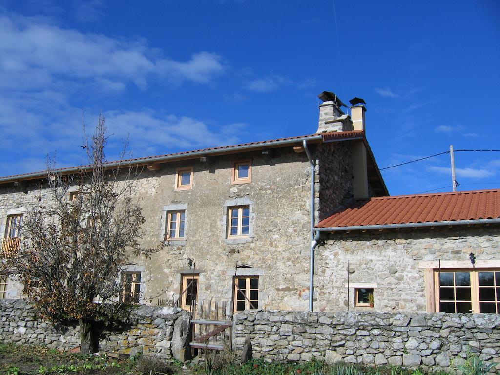La Ferme Des Genets Panzió Medeyrolles Kültér fotó