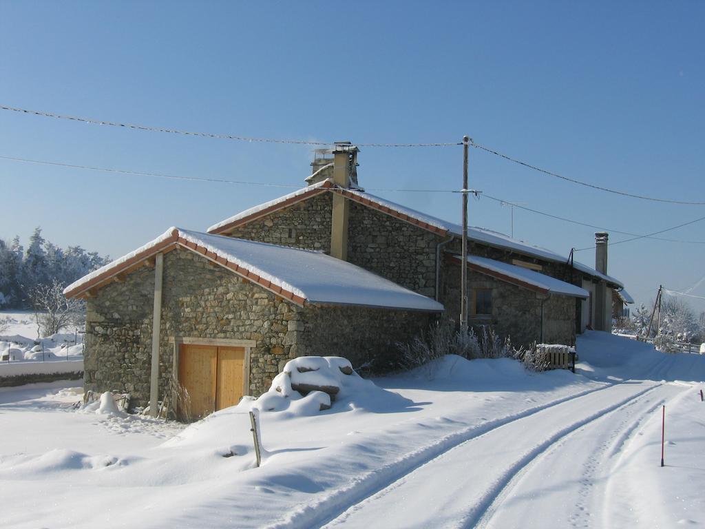 La Ferme Des Genets Panzió Medeyrolles Kültér fotó