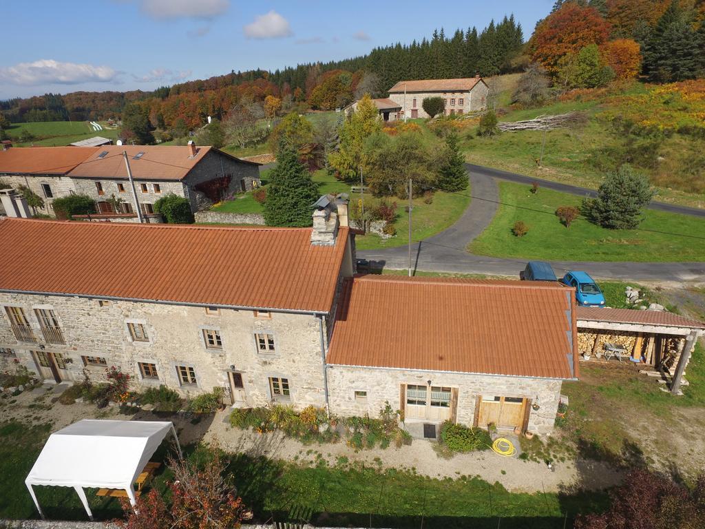 La Ferme Des Genets Panzió Medeyrolles Kültér fotó